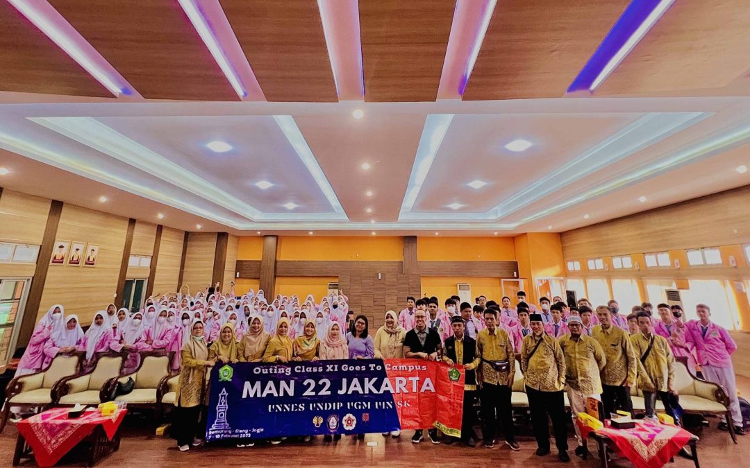 Hundreds of Students of MAN 22 West Jakarta Visit FISIP UNDIP Campus to Learn the Best Education in Indonesia